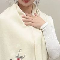 上海故事绵羊毛围巾：双旦暖心之选