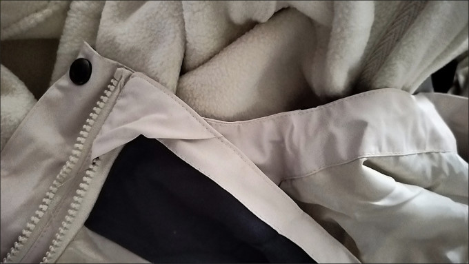 乐飞叶冲锋衣