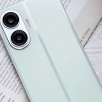 骁龙8s+12GB+7550mAh！Redmi这波“背刺”友商：千元机配置天花板