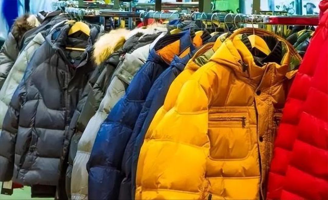 羽绒服从几百到上万，差的不只是品牌！看懂吊牌才不花冤枉钱