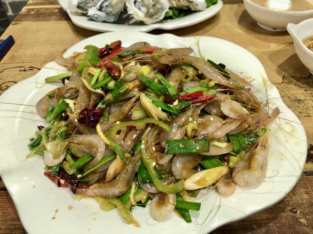 被锅包肉掩盖的东北小城,饭张力到底有多惊人?