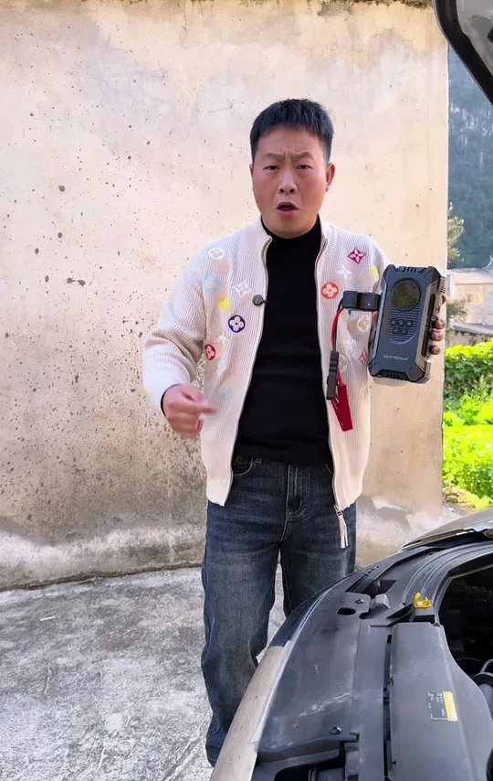 视频同款自用推荐车载用品 #汽车#汽车用品 #充气泵#强烈推荐