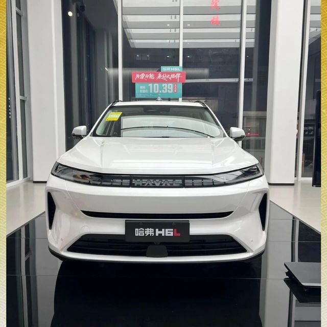 长城又出“王炸”？"憋狠活"！中型SUV上市直降14000，这诚意谁扛得住？