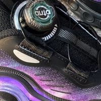 儿童双旦礼物:轻量化鞋身，舒适防撞，穿着又帅又酷！