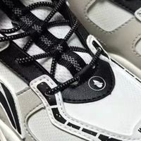 中大童冬季运动鞋，保暖舒适