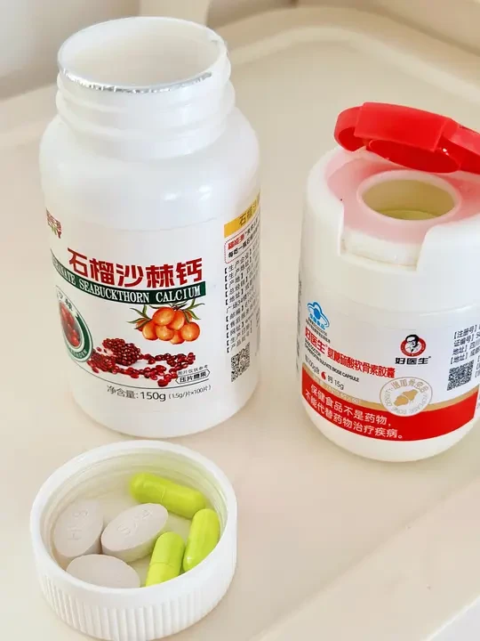 关节养护黄金CP｜钙片+氨糖这样搭，灵活度up✨