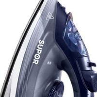 传统造型电熨斗：高效除皱的居家好帮手