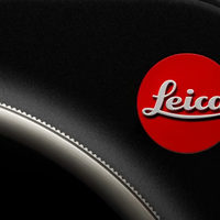 吵翻了！小米17 Ultra徕卡版要卖1万块，红标+变焦环到底值不值？