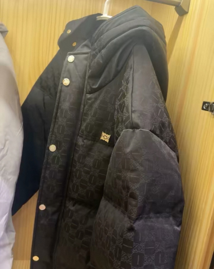 女外套