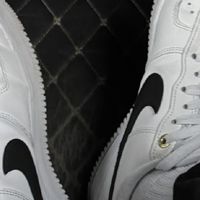 Nike空军一号质感与舒适兼备