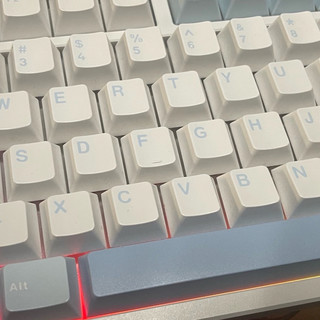 迈从 z75:兼顾质感与手感？200 价位最好的机械键盘？