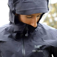 始祖鸟和国产冲锋衣谁更值得买？1000+用户真实观点大PK