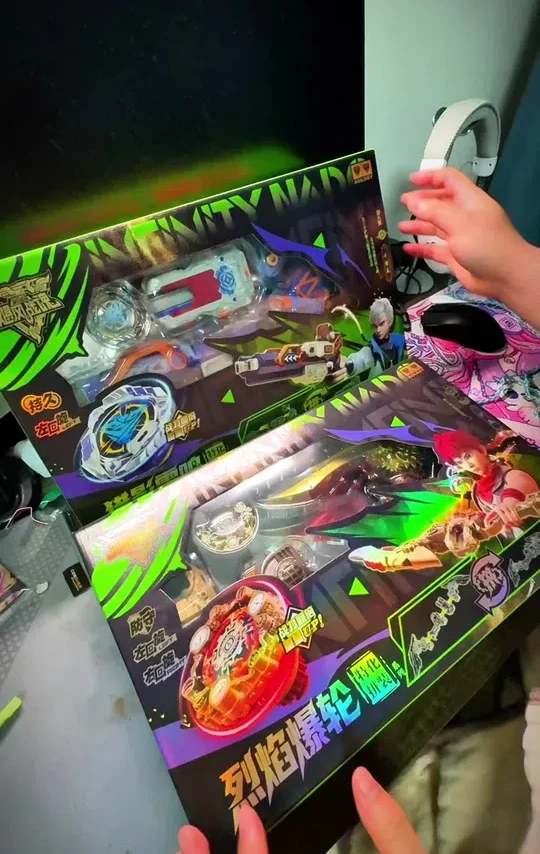 依旧七代新品开箱#飓风战魂 #飓风战魂WSA #奥迪双钻 #飓风战魂陀螺 #双钻伙伴@AULDEY飓风战魂