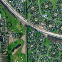 在卫星图上找到了一片圆形小区:好别致