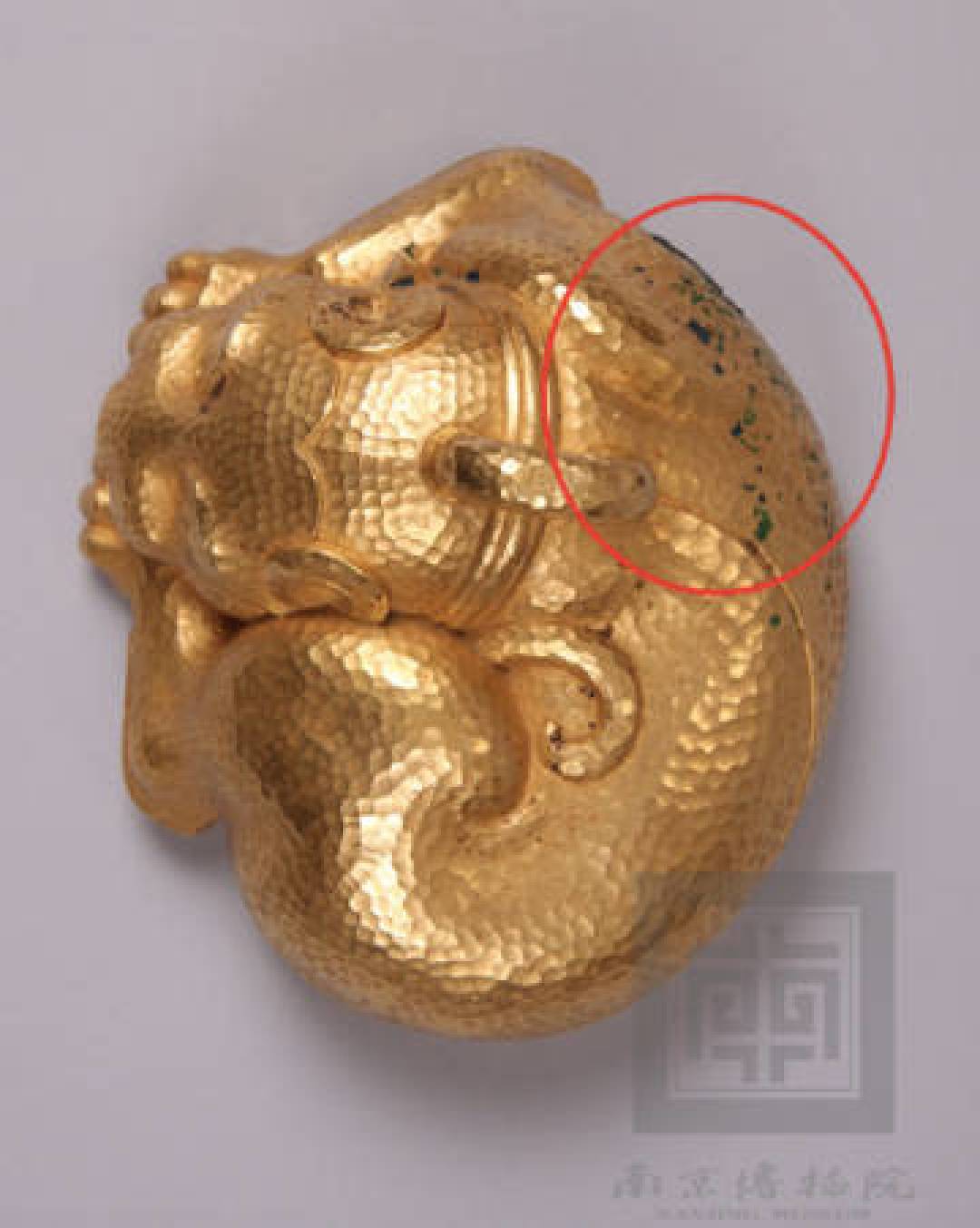 南博金兽“掉色”是乌龙！院方揭秘：斑点乃千年邻居铜器所赠