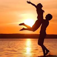 被黑色背景婚纱照惊艳！高级感、故事感和氛围感直接拉满。