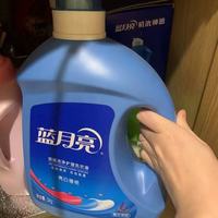 ✨宿舍洗衣自由达成！被蓝月亮薰衣草香洗衣液狠狠拿捏了～