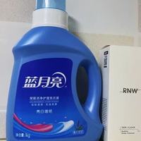 宿舍党狂喜！这款蓝月亮洗衣液承包我整个学期的香香衣✨