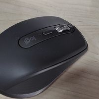 罗技MX Anywhere 3S无线鼠标：三模连接与轻音设计