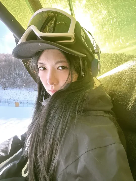 女生滑雪穿不穿内衣啊？