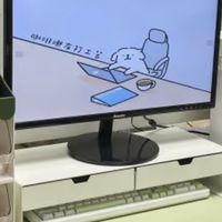 夏日桌面布置：嫩绿与阳光