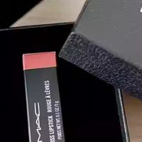 双旦好物，温柔显白，日常通勤的“百搭王者”口红