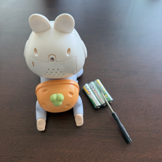 给宝宝买了新玩具，电池续航电动爬玩小礼品！