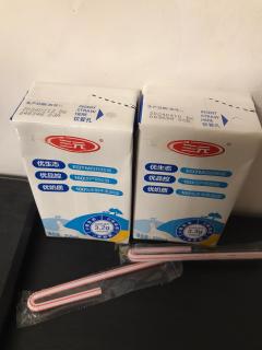 三元特品纯牛奶：纯粹营养升级生活