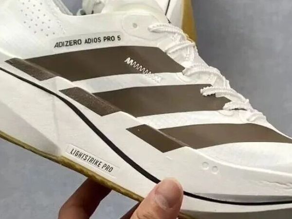 它来了！adidas Pro 5曝光：锁定你的年度期待之作