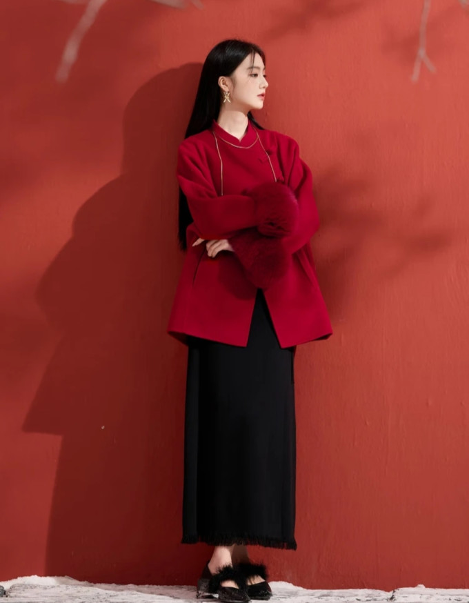 三彩女士大衣
