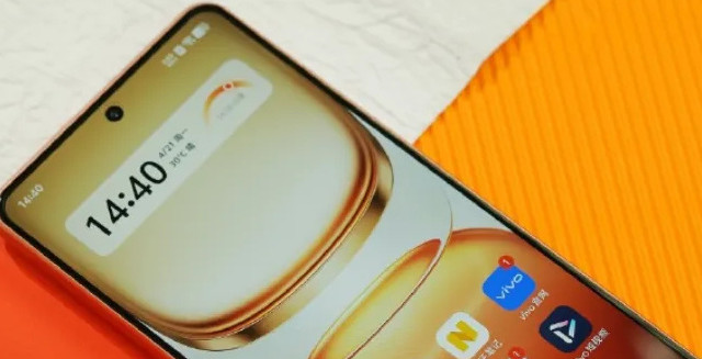 vivo手机乱套了，12GB+256GB突降至1484元，高配版反而售价更亲民