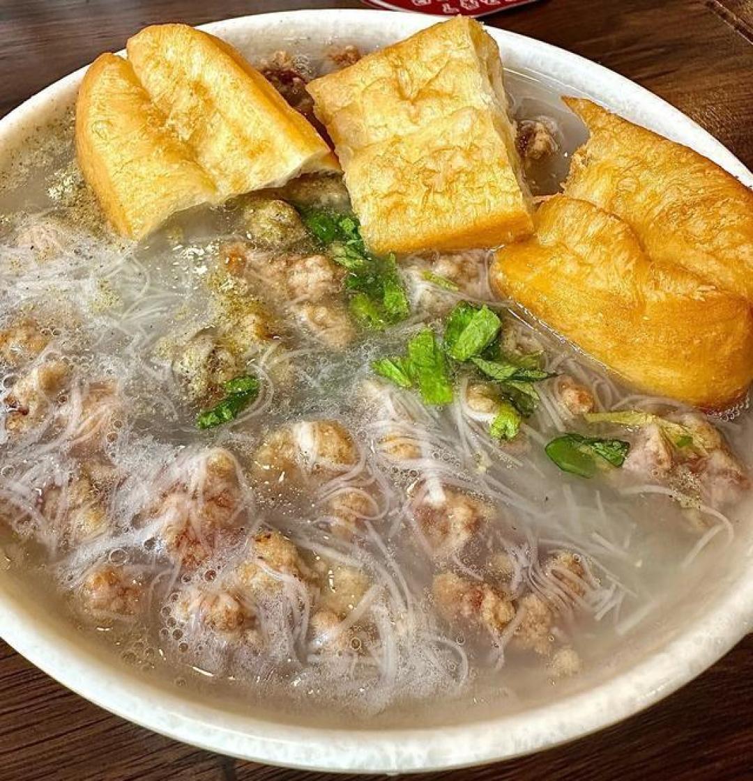 王霏霏的泉州逛吃日记:从面线糊到姜母鸭,这趟旅行“肥”常满足