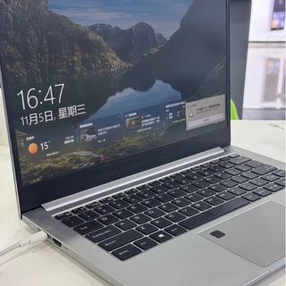 1000元 “洋垃圾” ：11 代 i5 ，重量850g ，还是全面屏！