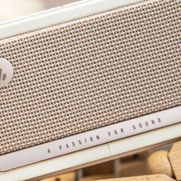 200 + 挖到宝！漫步者 M130 白桃色：颜值音质双在线的桌面小音箱