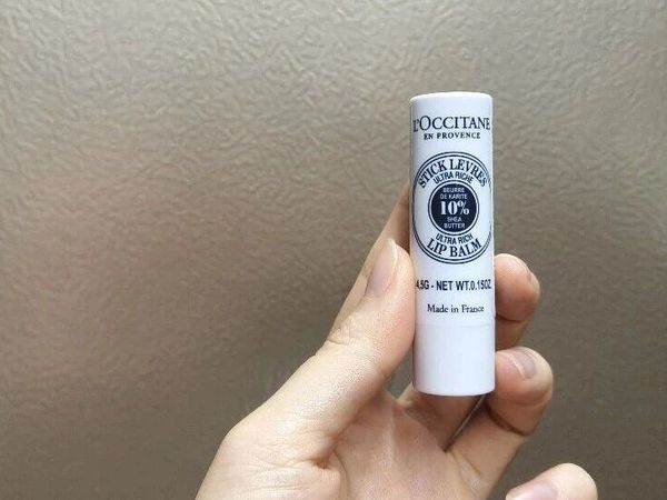 【种草推荐】欧舒丹乳木果滋润护唇膏