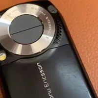 当年5000块的拍照手机，采用CCD镜头，如今沦为电子垃圾