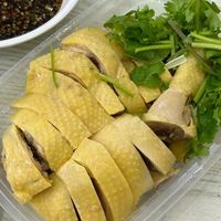 盒马三黄鸡菌菇拼盘真能媲美专业炖汤？懒人党与老饕观点大PK