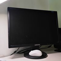 40元的显示器崩了！快帮我出主意，换新我该买哪一款？