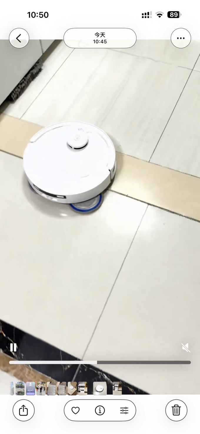 扫地机器人