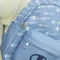 Champion双肩包：简约与实用兼备