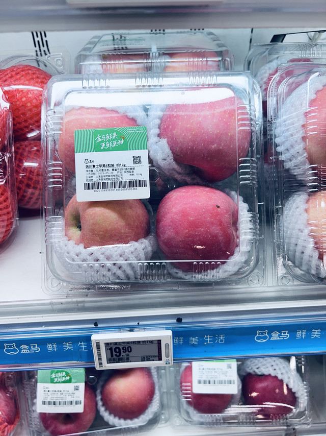 冬日果柜里的鲜甜滋味，盒马水果藏着自然甜香