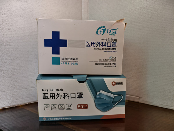 口罩的日常：一片无纺布织就的生活守护网
