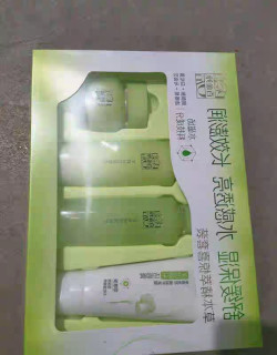 双旦护肤：欧莱雅水润方案
