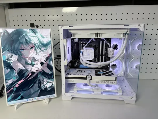 装机分享｜白色水冷海景房 5700x+5060