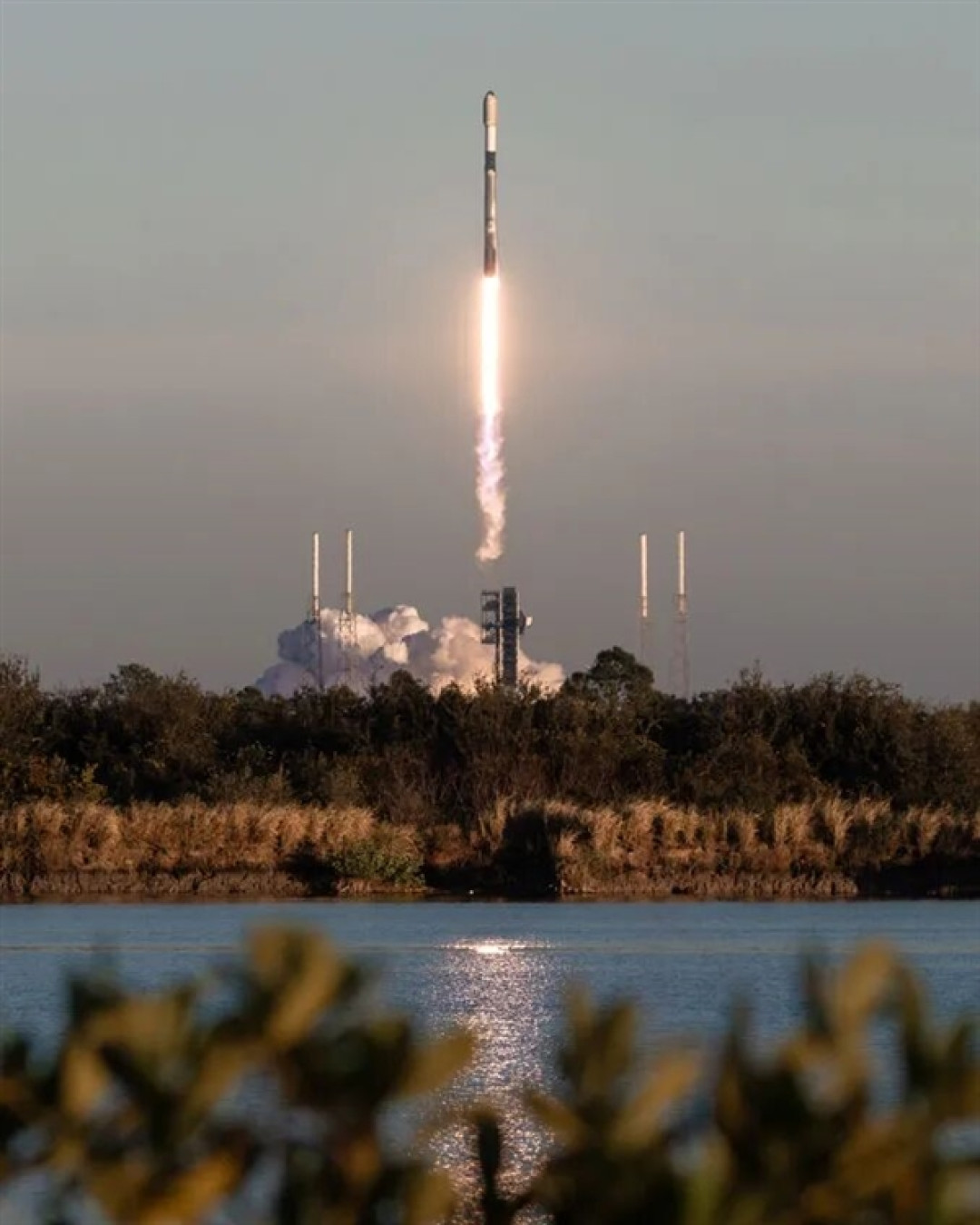SpaceX全年170次发射创纪录!星链已达10801颗