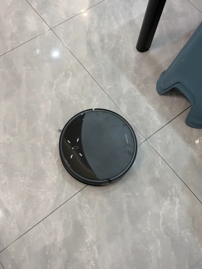 石头扫地机器人