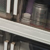 收纳大师高效玄关管理，物品各安其位