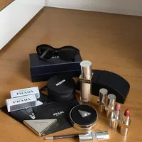 PRADA蓝气垫真能打造持久通勤妆？689+用户真实反馈大PK