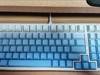 开卷鼻祖：VGN V98 Pro