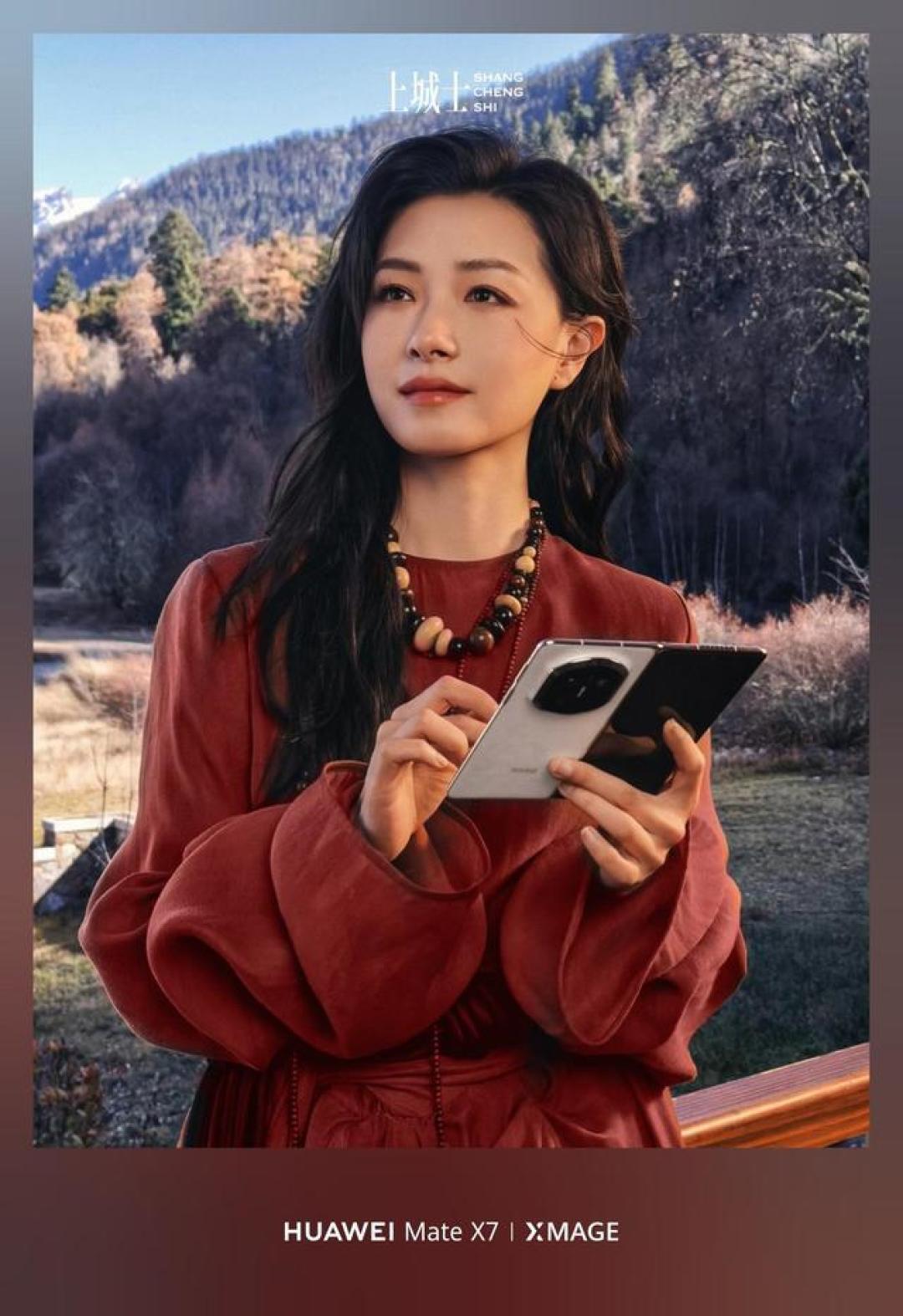 从“扫码级”到硬扛旗舰,折叠屏手机正在颠覆你的影像认知